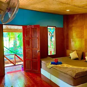 https://lantacoconutgardenbungalow.koh-lantahotels.net