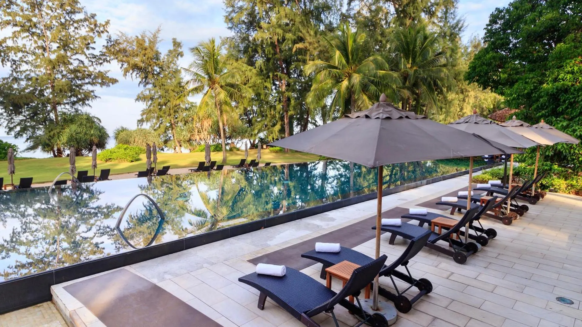 Renaissance Phuket Resort&Spa - SHA Plus 5*,  Thailand
