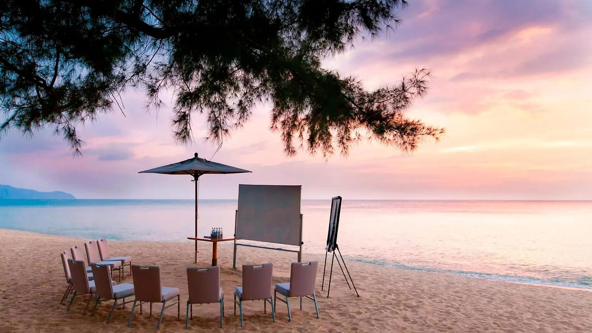 Resort Renaissance Phuket Resort&Spa - SHA Plus