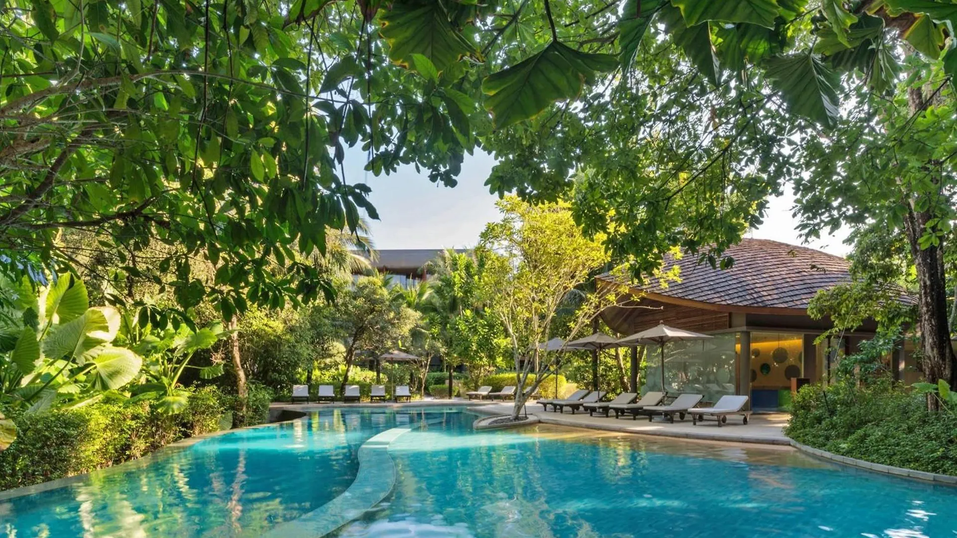 Renaissance Phuket Resort&Spa - SHA Plus Resort