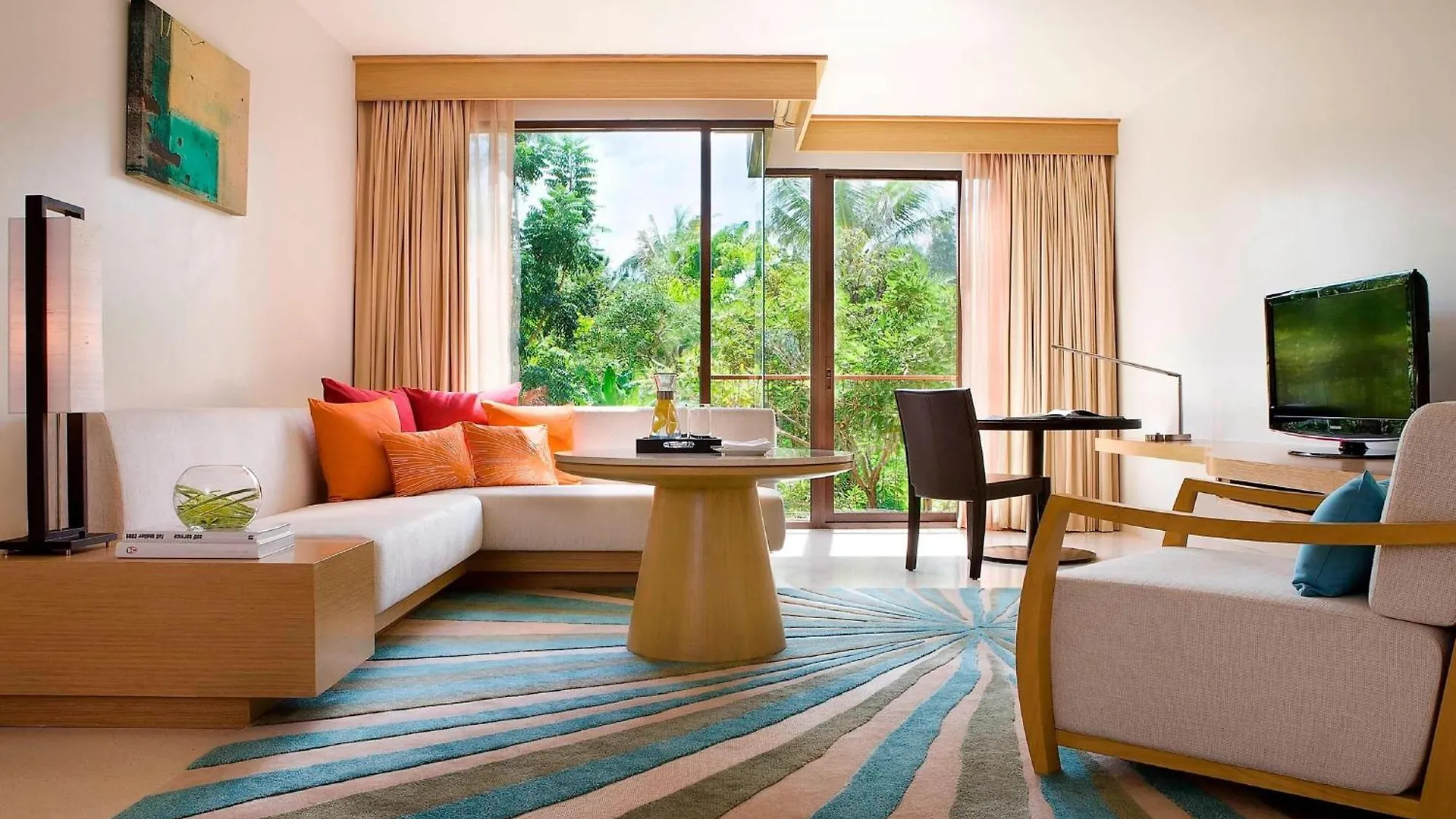 Renaissance Phuket Resort&Spa - SHA Plus