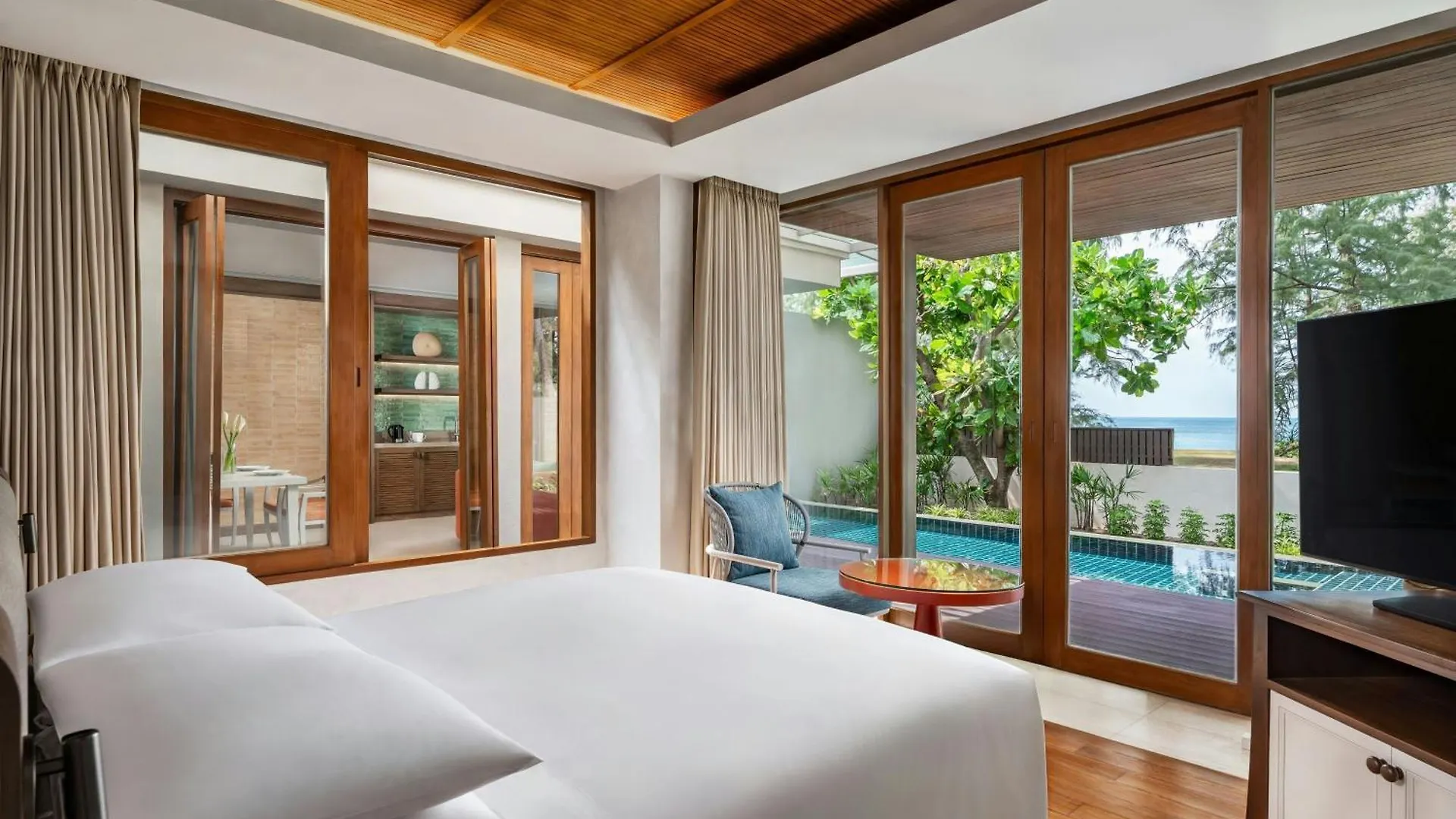 Renaissance Phuket Resort&Spa - SHA Plus 5*,  Thailand