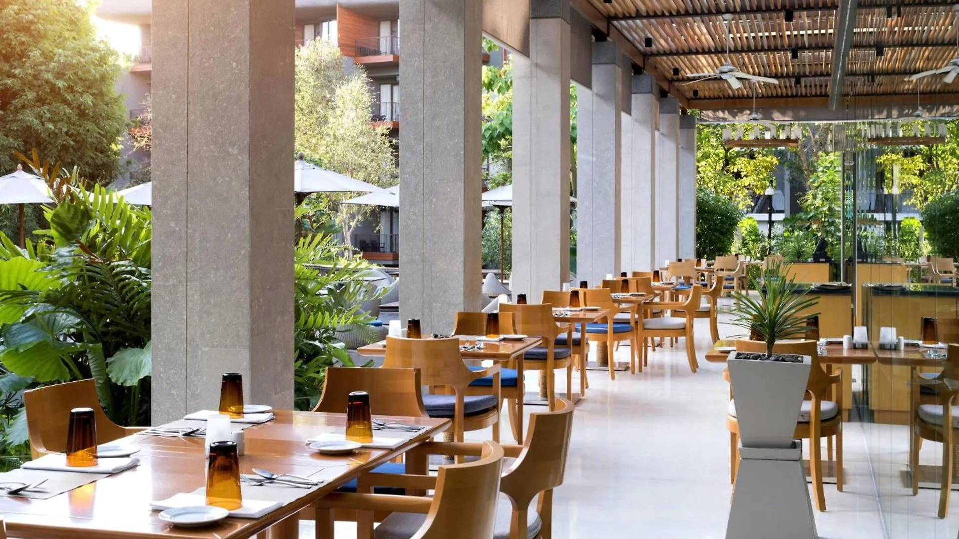 Resort Renaissance Phuket Resort&Spa - SHA Plus